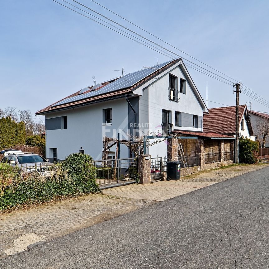 Pronájem bytu 1+kk a garsoniéry 40 m² - Fotografie 1