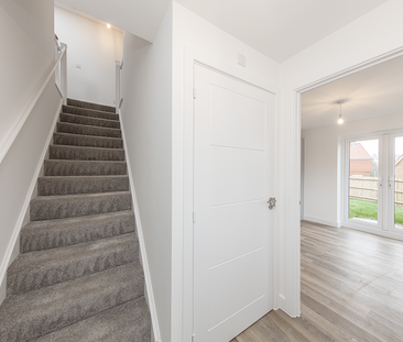 3 bedroom detached house to rent - Photo 2