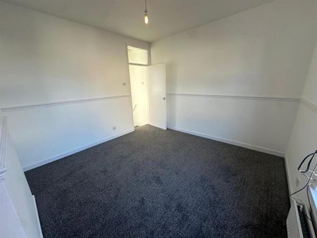 2 bedroom property to rent - Photo 2