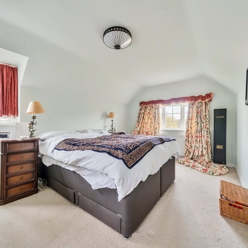 4 bedroom semi-detached house to rent - Photo 1