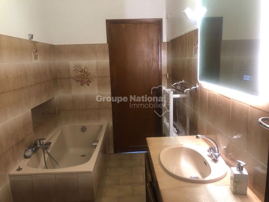 A louer Appartement Ginasservis 3 pièce(s) 82.72 m2, - Photo 1