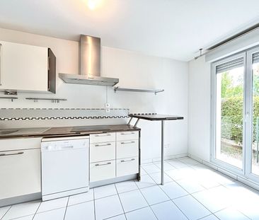 Location Appartement 3 pièces 65m² VOURLES 69390 - Photo 4