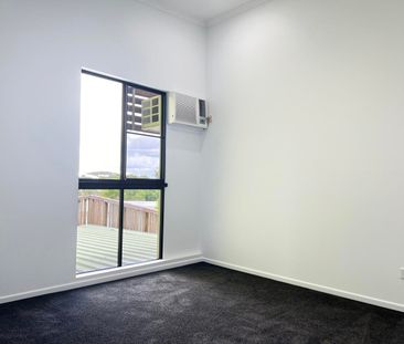 Elevated Inner-City Living - Photo 4