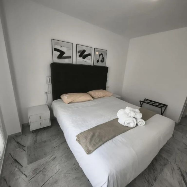 3 room luxury Apartment for rent in Marbella, Spain - Photo 1