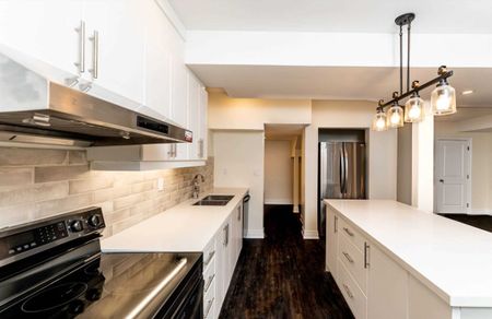 For Lease - 3175 Buttonbush Trail, Oakville, Ontario - Photo 4