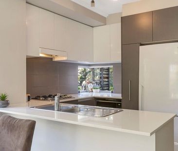 New Listing - Private Retreat with Park Views in a Prime Inner-City... - Photo 2