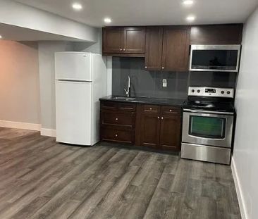 4616 Metcalfe Avenue #BASEMENT - Photo 2