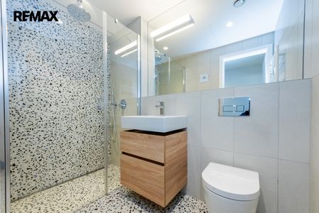 Pronájem bytu 1+kk 37 m² - Photo 2