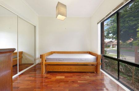25 Bossington Street, Oakleigh South - Photo 3