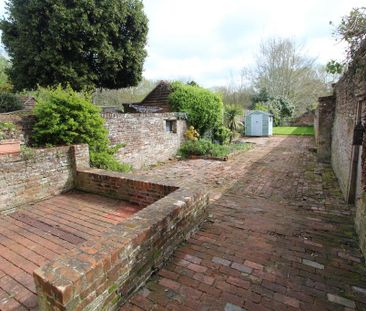 2 bedroom terraced house to rent - Photo 5