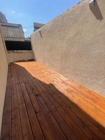 Studio rez-de-chaussée avec terrasse - Photo 2