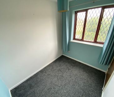 Wolfsbane Drive, Tamebridge, Walsall - Photo 2