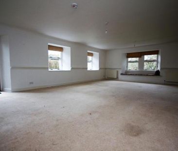 4 bedroom link detached house to rent - Photo 1