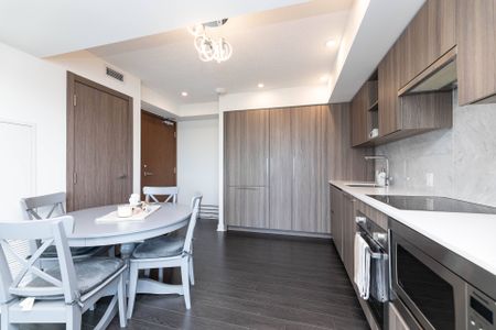 For Lease - 19 Bathurst Street Unit# 2311, Toronto, Ontario - Photo 2