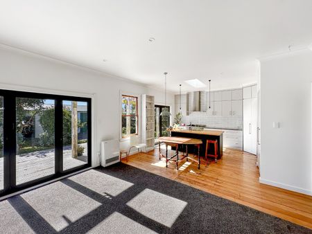 Classic villa, modern style - Photo 3