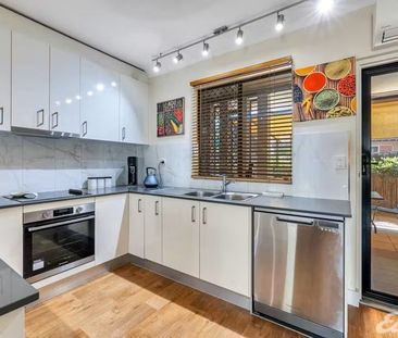 MODERN 2 BED UNIT CLOSE TO PALMERSTON CBD - Photo 4