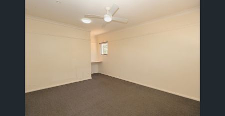 Convenience Meets Character - Photo 4