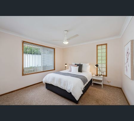 1/8 Deal Street, Mount Hutton, NSW 2290 - Photo 3