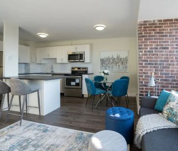 Village Green I & II Apartments - Photo 3