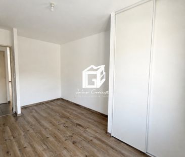 Location Appartement 3 pièces 78m² ONET LE CHATEAU 12850 - Photo 2