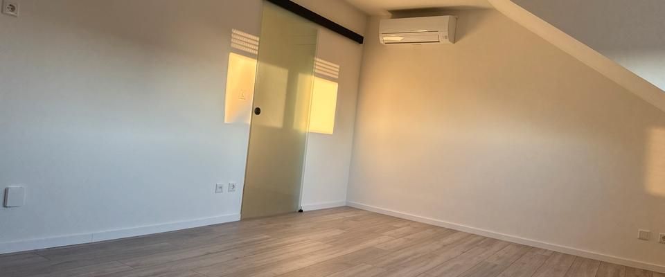 Modernisierte, klimatisierte Wohnung im gepflegten 5-Familienhaus - Photo 1