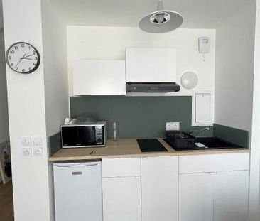 Location Appartement 1 pièce 23m² ASNIERES SUR SEINE 92600 - Photo 1