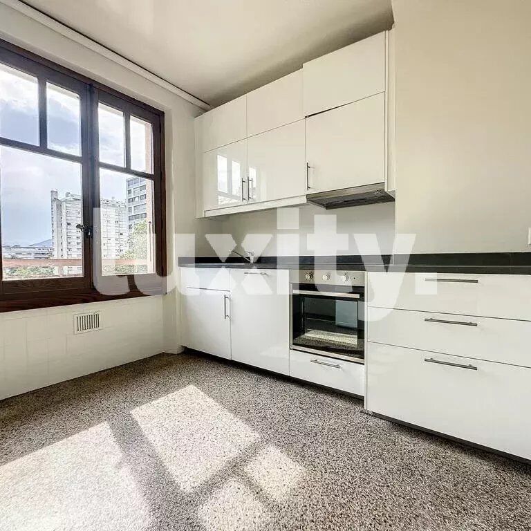 Appartement de 5 pièces rénové ! - Foto 1