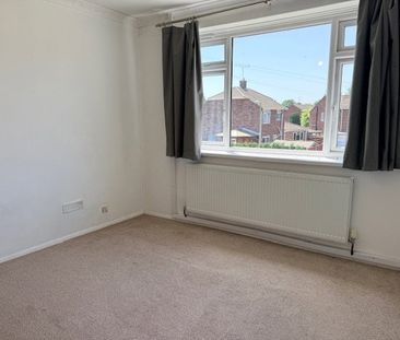 Beta Road, Farnborough, GU14 8PH - Photo 4