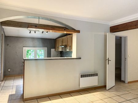 Location Maison 4 pièces 96m² GRASSE 06130 - Photo 4