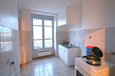 T2- 60m2- 1 Quai Rambaud- Secteur PERRACHE- Dispo le 05/03 ! - Photo 4