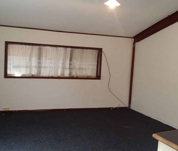 Large one bedroom flat - Photo 5