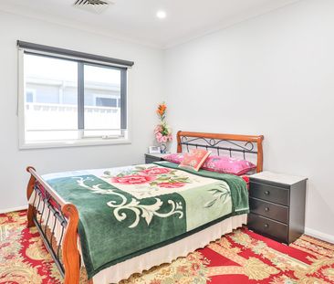 Beautiful Home - Photo 5