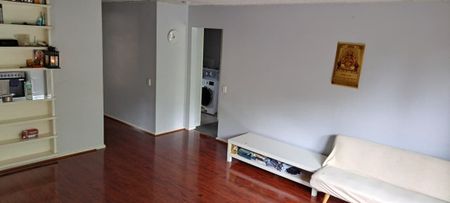 North Melbourne - Photo 5