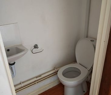 Room in a Shared House, Dover Street, SO14 - Photo 5