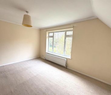 2 bedroom maisonette to rent - Photo 6