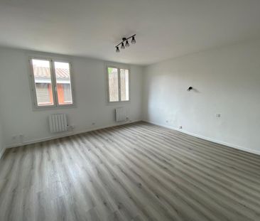 Location Appartement 1 pièce 36m² MONTAUBAN 82000 - Photo 2