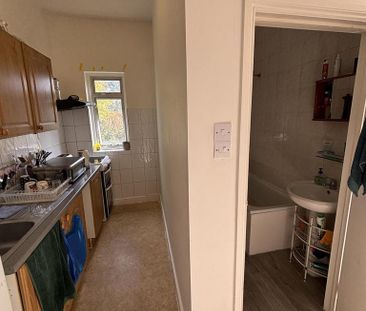 Studio to rent - Photo 4