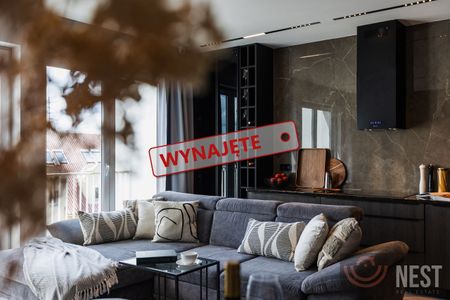 NA WYNAJEM - gotowe do wprowadzenia, 3 pokojowy apartament z 2 balkonami + garaż - ul. Strzelecka - Zdjęcie 2