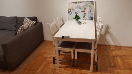 Geräumige Zweizimmerwohnung an der Landstrasse - Photo 2