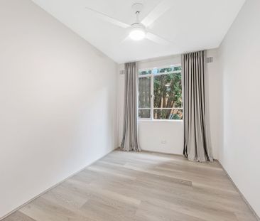 The Perfect Home - Spacious Updated Full Brick Unit in Prime Location - Photo 1