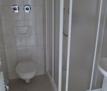 EINBAUKÜCHE, DACHGESCHOSS, AUFZUG, TIEFGARAGE, KAßBERG, ... - Photo 5