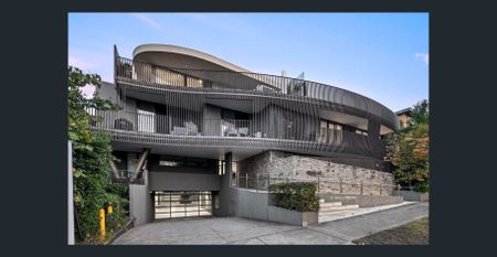 Penthouse prestige & low maintenance luxury - Photo 4