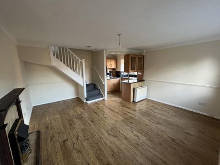 1 bedroom terraced house to rent - Photo 2