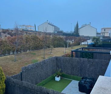 Casa adosada de alquiler en Calle Francisco Pizarro, Valenoso - Photo 4