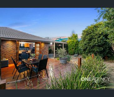 Beautifully Maintained Family Home - Photo 2