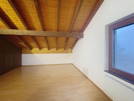 BURTIGNY - Apartment for rent of 3,5 rooms - Foto 4