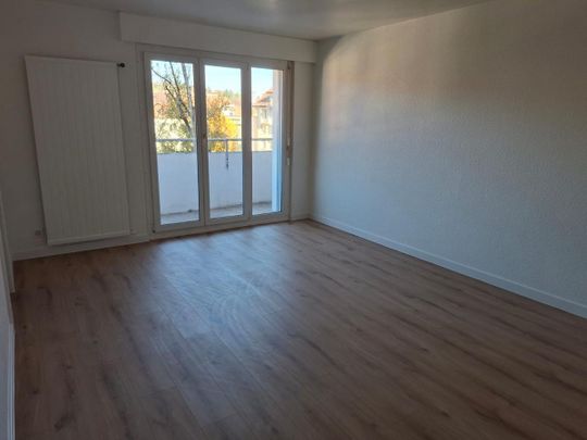 Rue Fritz-Courvoisier 24, 2300 La Chaux-de-Fonds - Foto 1