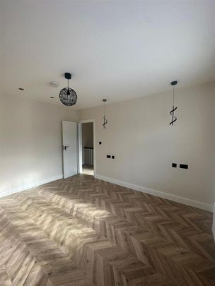 4 bedroom house to rent - Photo 1