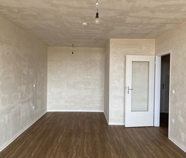 Singles aufgepasst: teilsanierte 1-Zimmer-Wohnung mit Abstellkammer... - Photo 1