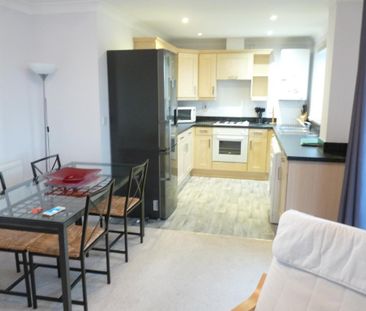 2 bedroom flat to rent - Photo 5